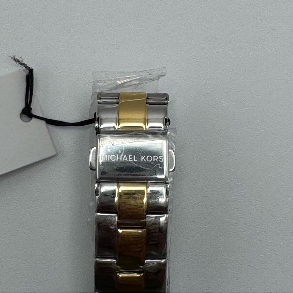 Michael Kors Women's Corey Three-Hand Two-Tone Alloy Watch 38mm - Two tone - Picture 6 of 6